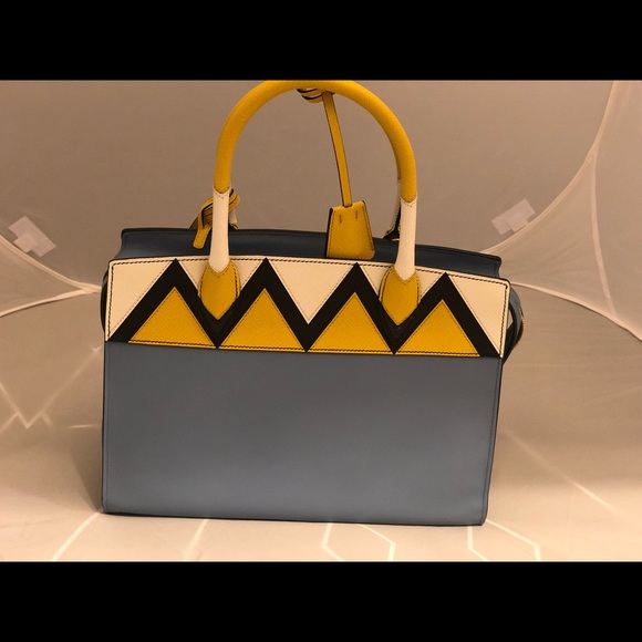 New PRADA ZIGZAG Top Handle Saffiano Leather Purse - Picture 2 of 8